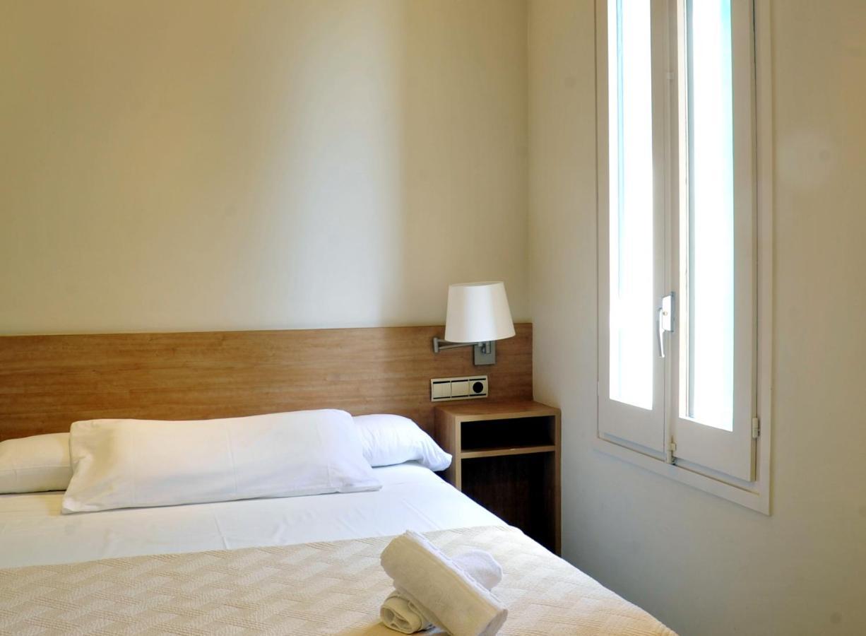 Hotel Kalima Caldes D'Estrach Kültér fotó