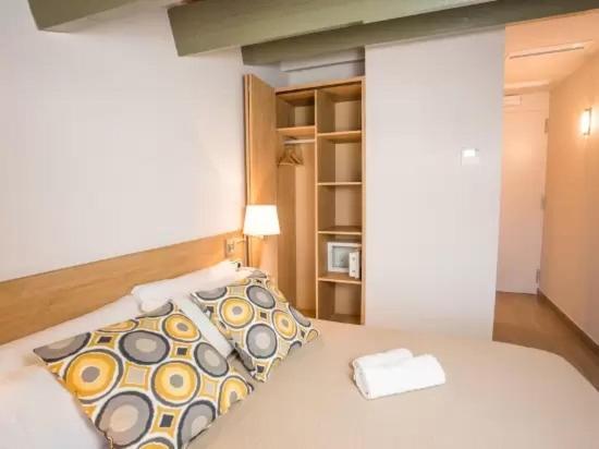 Hotel Kalima Caldes D'Estrach Kültér fotó