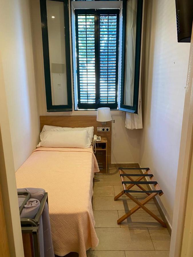 Hotel Kalima Caldes D'Estrach Kültér fotó